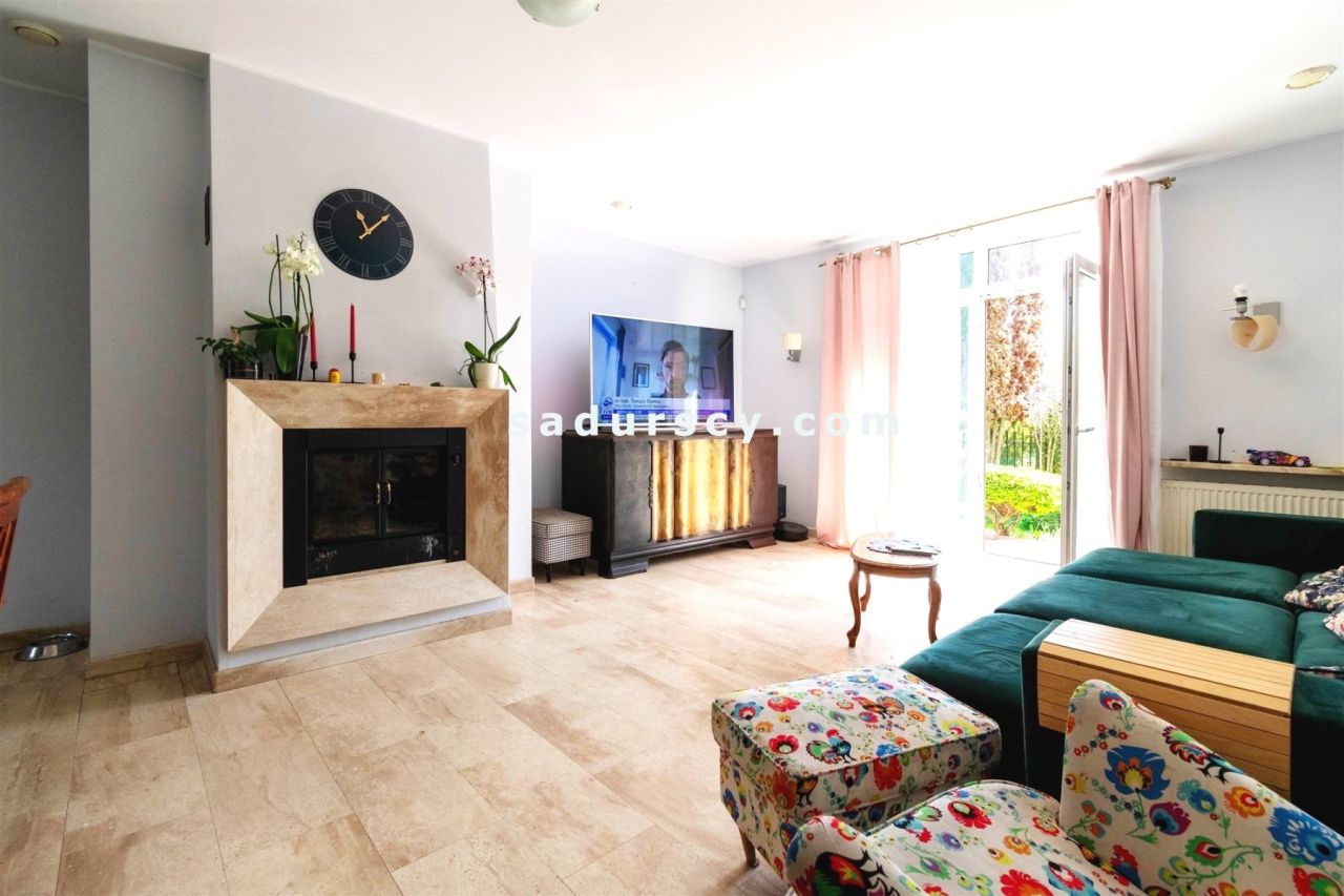 dom wolnostojący, 8 pokoi Piaseczno Chyliczki. Zdjęcie 2