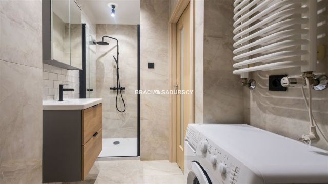 Mieszkanie 2-pokojowe Kraków Dębniki, ul. dr. Jana Piltza. Zdjęcie 16