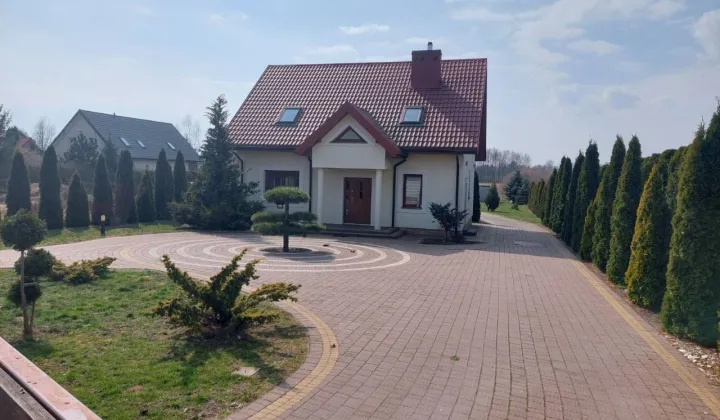 dom wolnostojący, 4 pokoje Poręba-Kocęby