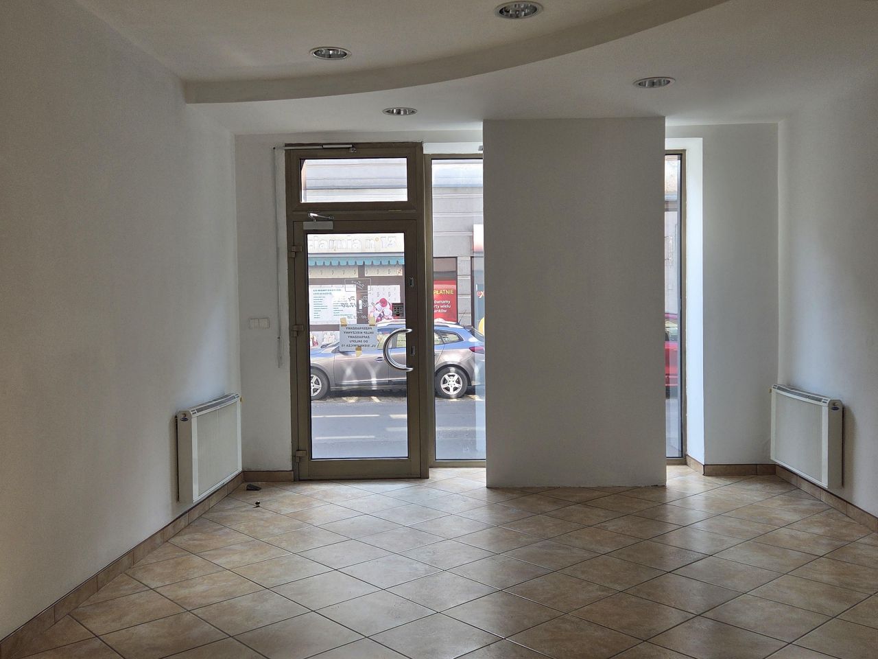 Lokal Września Centrum, ul. Warszawska. Zdjęcie 4