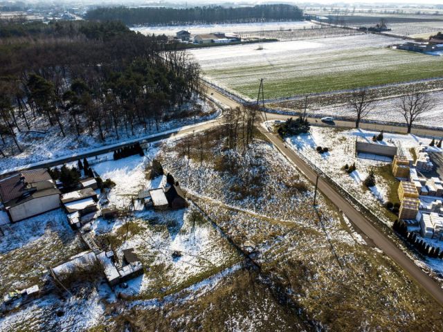 Działka inwestycyjna Cedrowice-Parcela. Zdjęcie 1