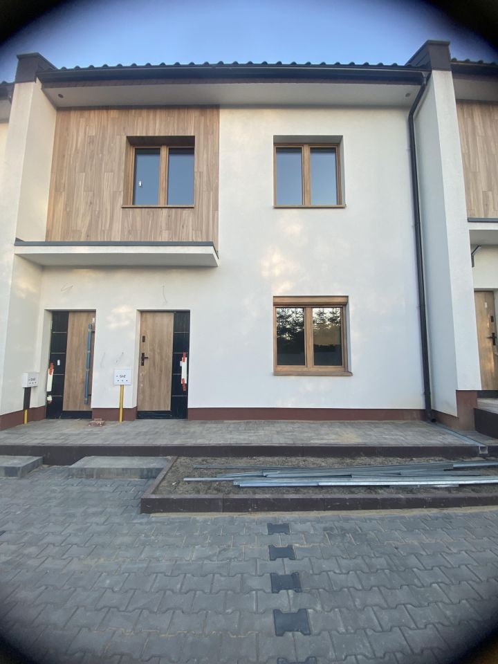 Mieszkanie 3-pokojowe Częstochowa Północ, ul. Makuszyńskiego. Zdjęcie 1