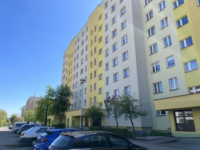 Mieszkanie 3-pokojowe Tarnobrzeg, ul. Mikołaja Kopernika. Zdjęcie 1