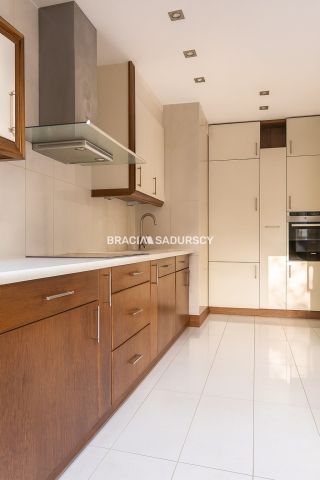 dom szeregowy, 5 pokoi Kraków Zwierzyniec, ul. Brzegowa. Zdjęcie 19