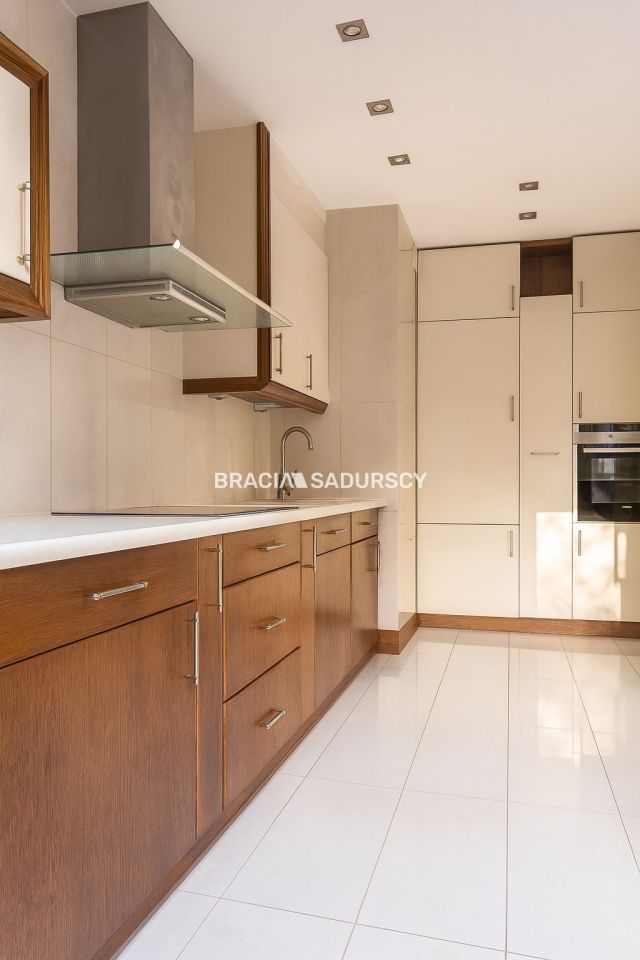 dom szeregowy, 5 pokoi Kraków Zwierzyniec, ul. Brzegowa. Zdjęcie 19