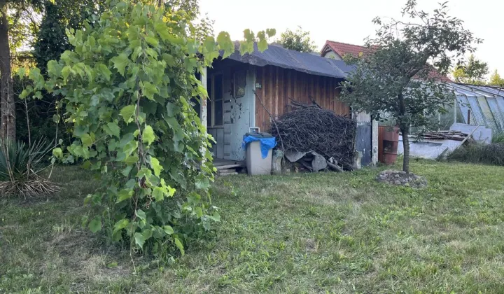 Działka rod Droszków