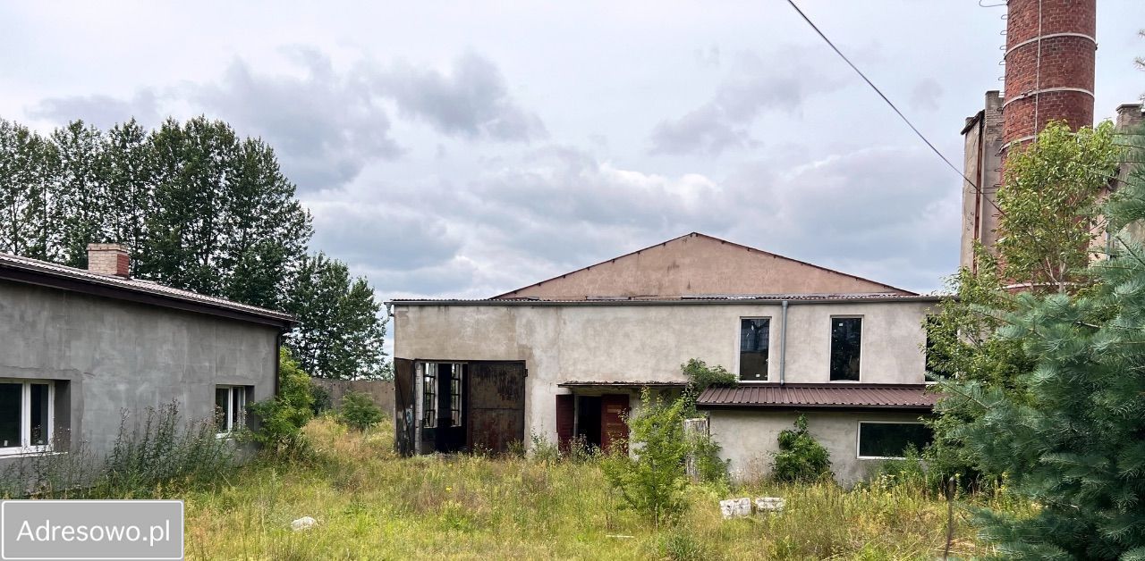 Hala/magazyn Kisiny. Zdjęcie 11