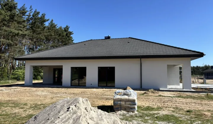 dom wolnostojący, 4 pokoje Piotrowice, ul. Słupecka
