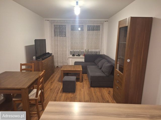 Mieszkanie 3-pokojowe Kraków Borek Fałęcki, ul. Aleksandra Fredry. Zdjęcie 1