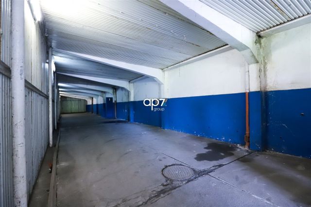 Hala/magazyn Kraków Podgórze. Zdjęcie 2