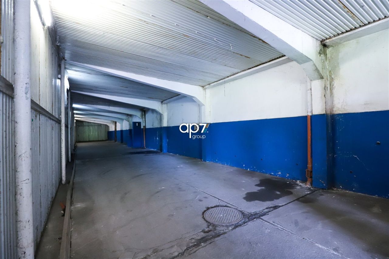 Hala/magazyn Kraków Podgórze. Zdjęcie 2