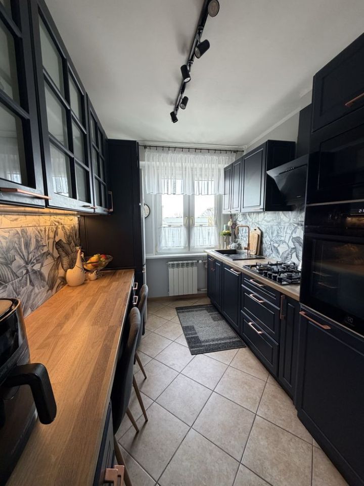 Mieszkanie 3-pokojowe Błonie. Zdjęcie 5