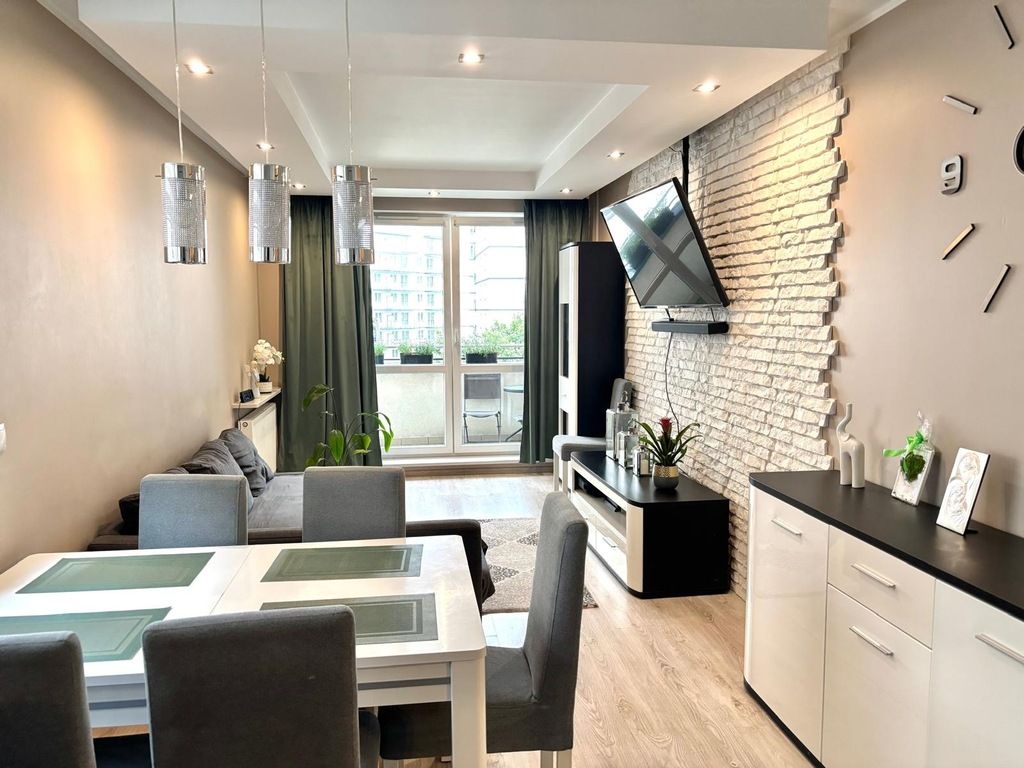 Mieszkanie 3-pokojowe Warszawa Białołęka, ul. Winorośli. Zdjęcie 4