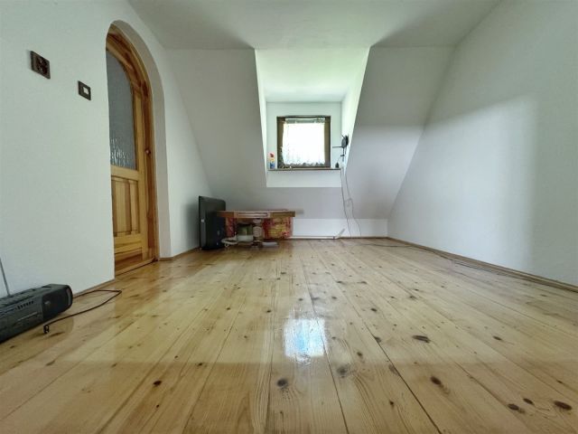 dom wolnostojący, 10 pokoi Berest. Zdjęcie 5