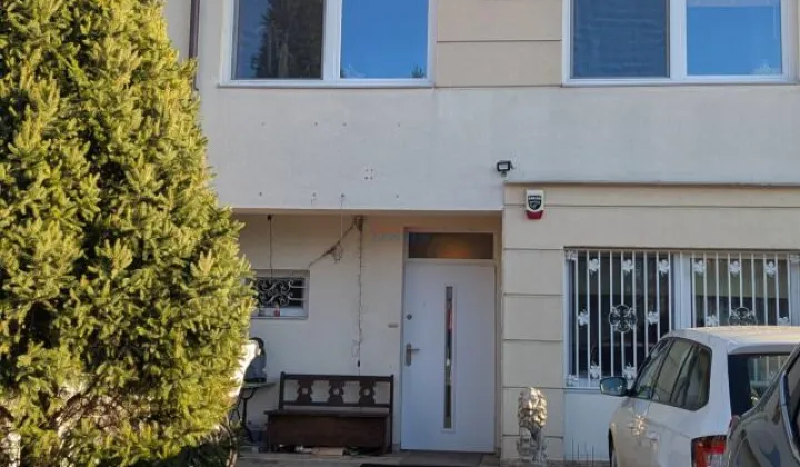 dom szeregowy, 5 pokoi Bobrowiec