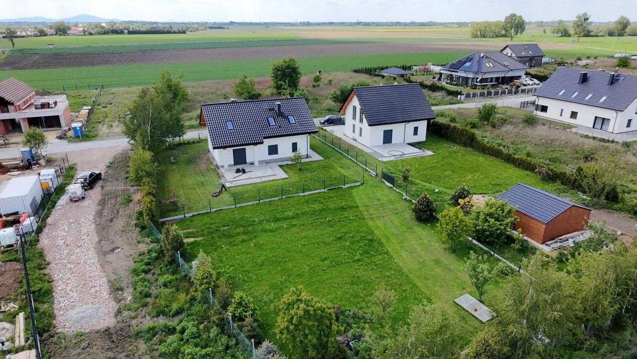 dom wolnostojący, 6 pokoi Sulimów, ul. Różana. Zdjęcie 2