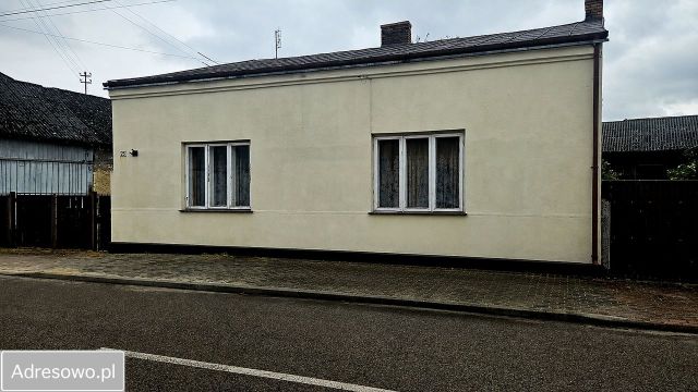 dom wolnostojący Przyrów, ul. Szkolna. Zdjęcie 1