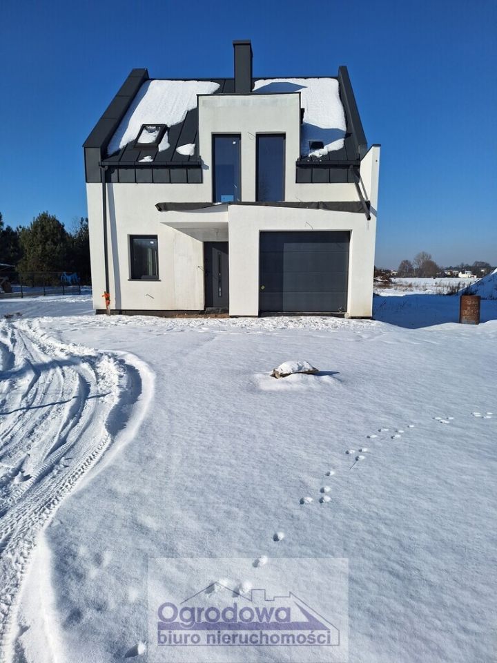 bliźniak, 4 pokoje Lucynów. Zdjęcie 5