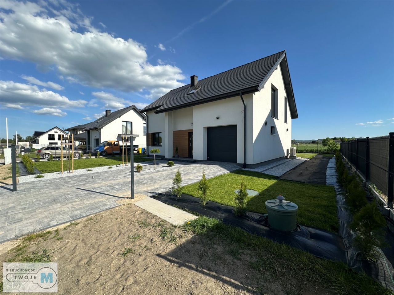 dom wolnostojący, 5 pokoi Brynica. Zdjęcie 16