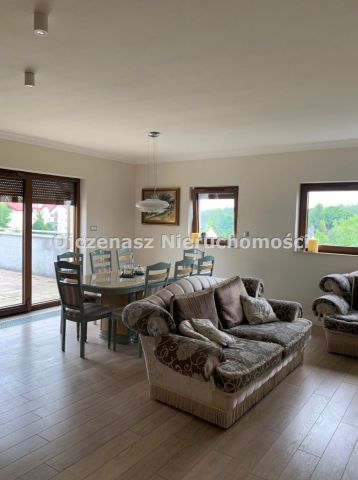 Mieszkanie 4-pokojowe Osielsko. Zdjęcie 1