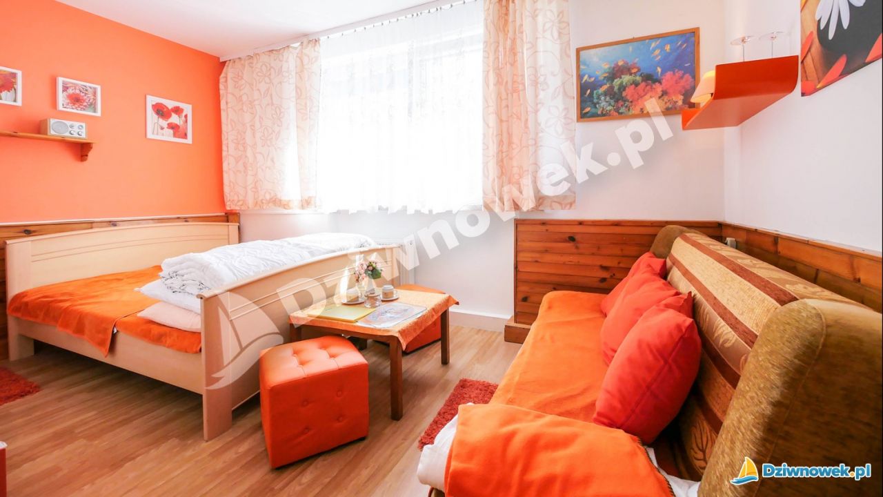 dom wolnostojący Dziwnówek, ul. Wolności. Zdjęcie 3