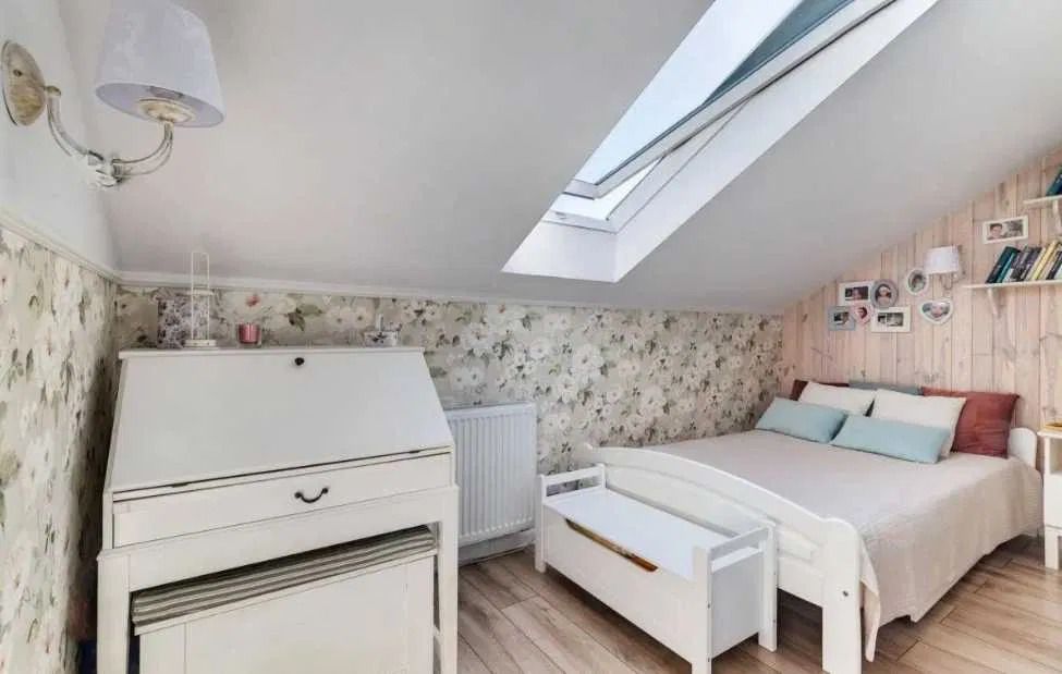 Mieszkanie 5-pokojowe Marki. Zdjęcie 6