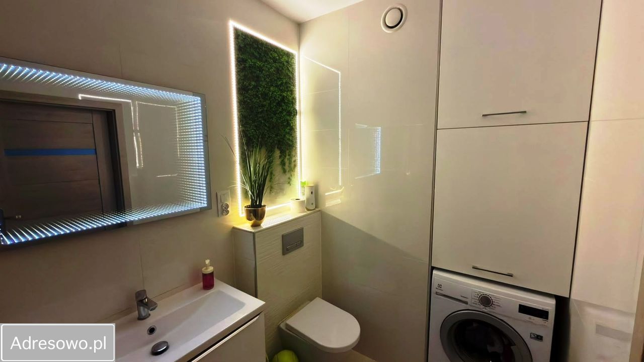 Mieszkanie 3-pokojowe Wiśniówka. Zdjęcie 7