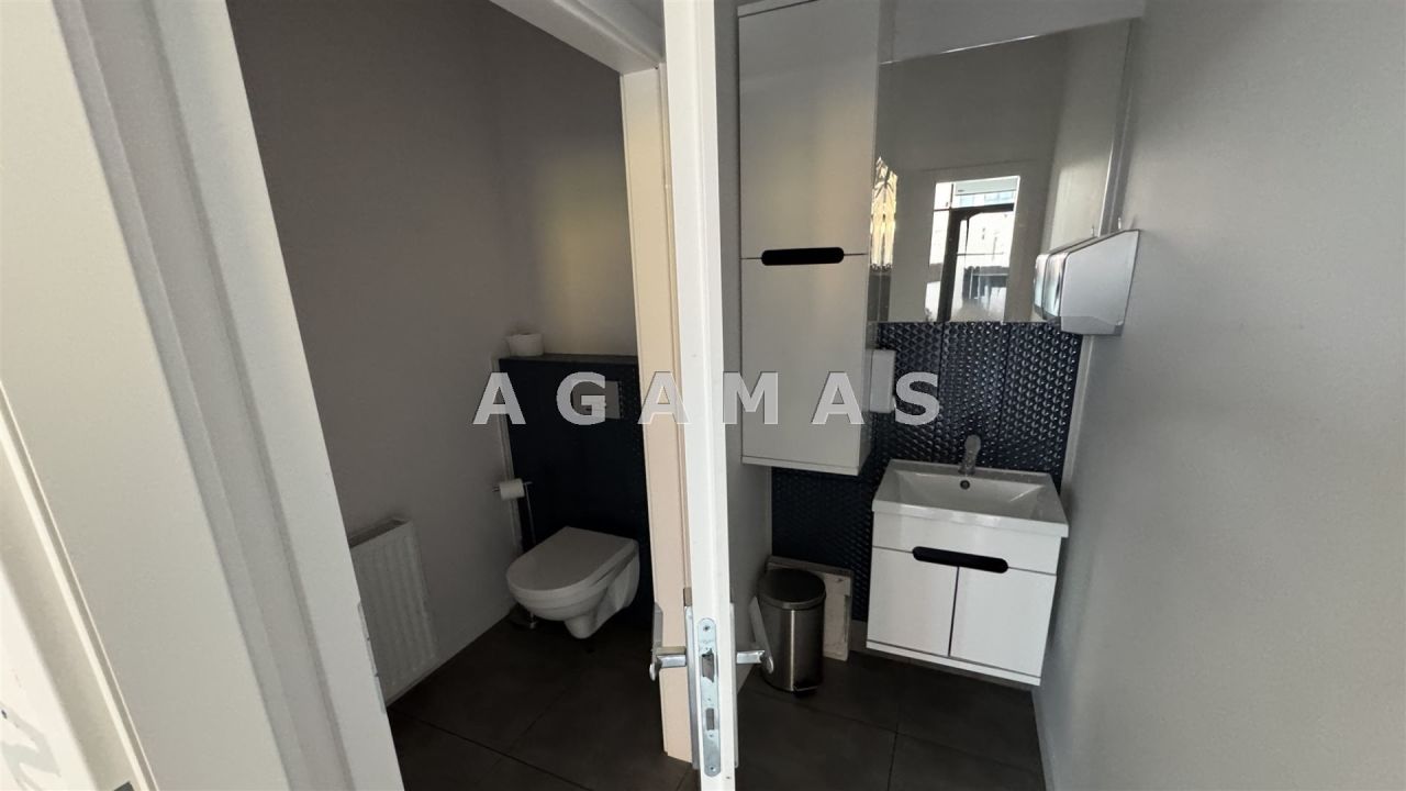 Lokal Wrocław Fabryczna. Zdjęcie 14