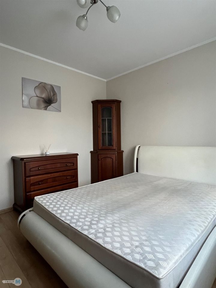 dom wolnostojący, 3 pokoje Obice. Zdjęcie 16