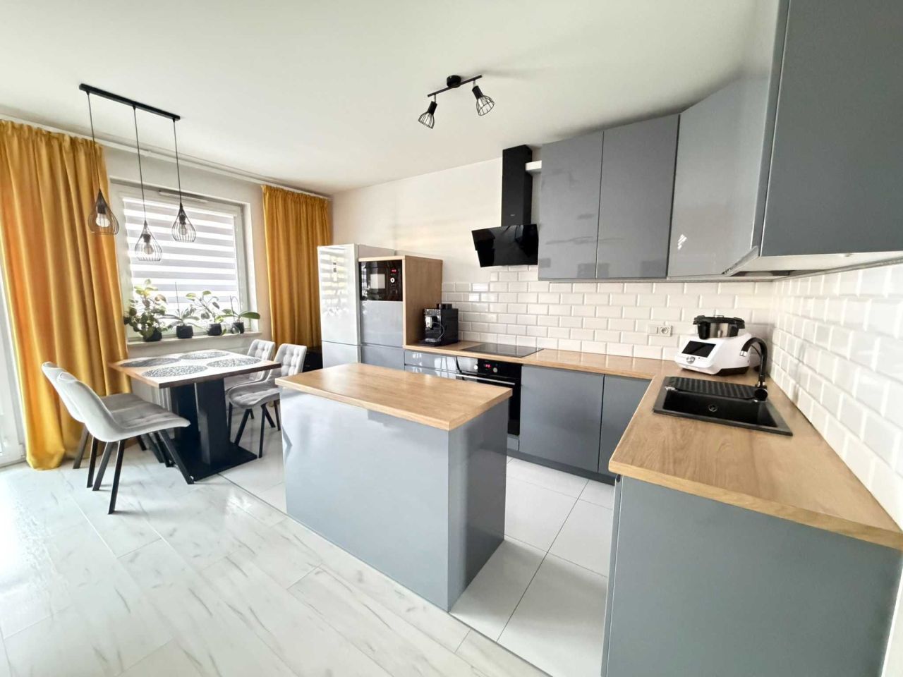 Mieszkanie 3-pokojowe Kielce KSM. Zdjęcie 2