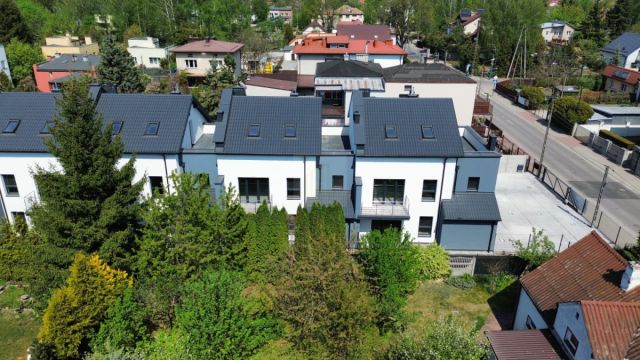 dom szeregowy, 5 pokoi Zielonka, ul. Ludwika Waryńskiego. Zdjęcie 3