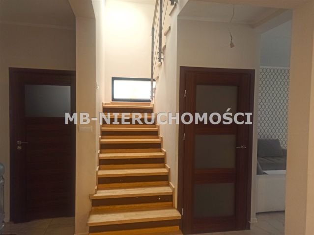 dom, 6 pokoi Nowa Wieś. Zdjęcie 8