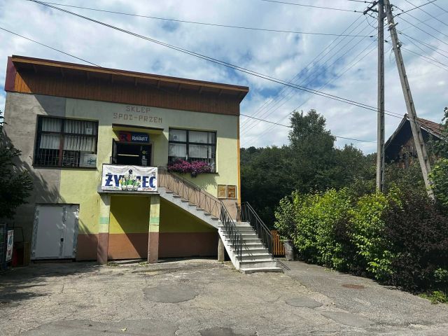 dom wolnostojący Szare. Zdjęcie 1