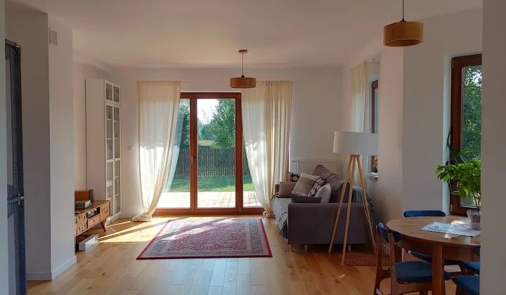 bliźniak, 6 pokoi Augustówek