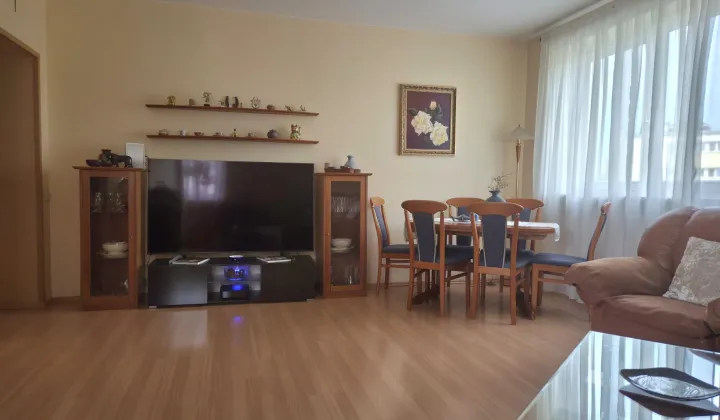 Mieszkanie 4-pokojowe Warszawa Bielany, Literacka 17A