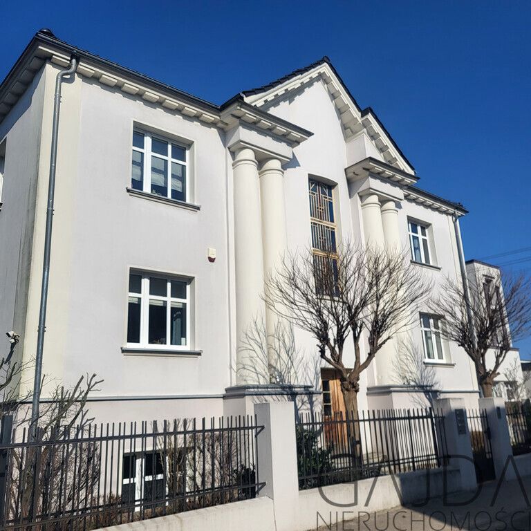 Mieszkanie 5-pokojowe Poznań Nowe Miasto, ul. Słupecka. Zdjęcie 1