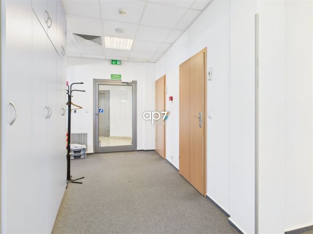 Biuro Kraków Bronowice, ul. Stańczyka. Zdjęcie 10