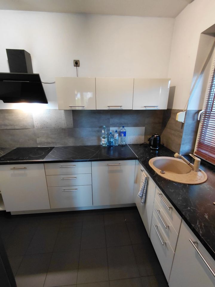 bliźniak, 5 pokoi Chrząstawa Mała, ul. Gajowa. Zdjęcie 6