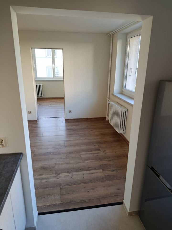 Mieszkanie 3-pokojowe Bielsko-Biała, ul. Kazimierza Wielkiego. Zdjęcie 8