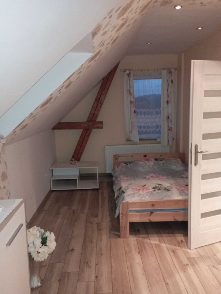 Mieszkanie 3-pokojowe Kościelnik. Zdjęcie 2