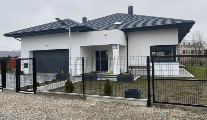 dom wolnostojący, 3 pokoje Radom Malczew, ul. Główna