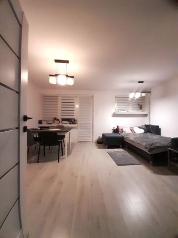 Mieszkanie 3-pokojowe Toruń Bydgoskie Przedmieście, ul. Zygmunta Krasińskiego. Zdjęcie 1