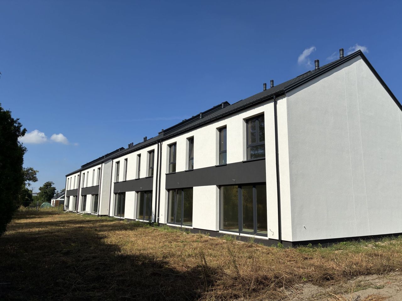 bliźniak, 4 pokoje Bronisze. Zdjęcie 7