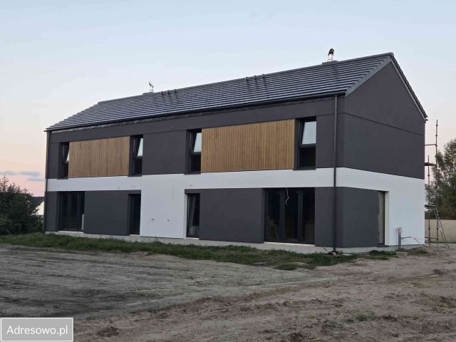 bliźniak, 5 pokoi Dobrzewino. Zdjęcie 1