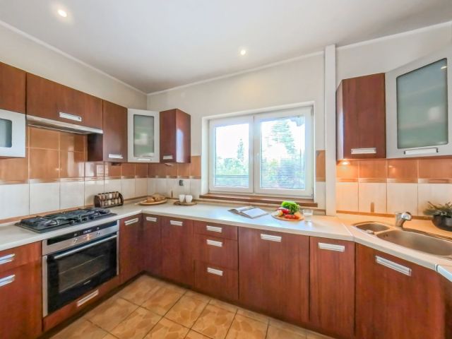 dom wolnostojący, 4 pokoje Zgierz Chełmy, ul. Orzechowa. Zdjęcie 9