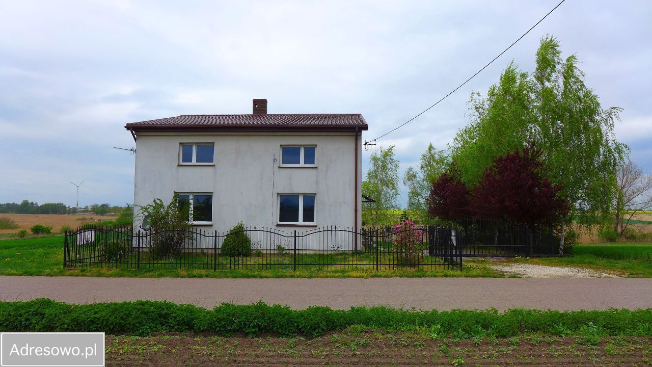 dom wolnostojący, 4 pokoje Borek