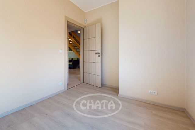 bliźniak, 5 pokoi Tyniec Mały, ul. Diamentowa. Zdjęcie 8