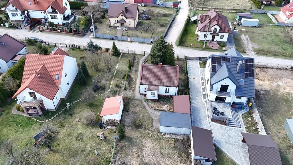 dom wolnostojący, 2 pokoje Kielce Biesaki. Zdjęcie 16