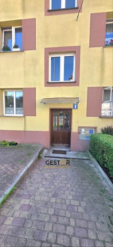 Mieszkanie 3-pokojowe Dzierżoniów, ul. Henryka Sienkiewicza. Zdjęcie 18