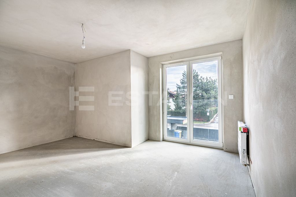 Mieszkanie 3-pokojowe Rzeszów, ul. Urocza. Zdjęcie 1